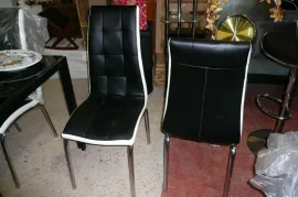 Meubles 6 chaises neuves