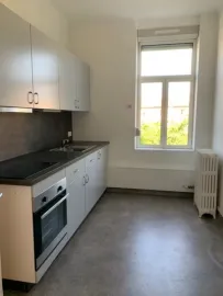 Location Appartement F2 Square Dornes avec terrasse