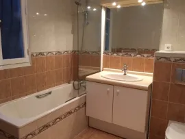 Location Très grand T2 marché Passy/ La Muette