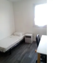 Location Chambre dans Grand Appartement Meublé