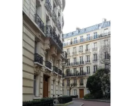 Location Studio 30m2 à proximité de Necker 75015