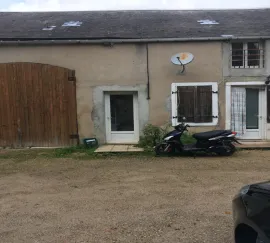 Location T2 dans une ancienne ferme à Champlois