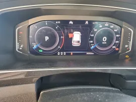 Voiture Volkswagen Tiguan R line