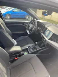 Voiture Audi A1 Sportback 30 TFSI S line