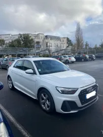 Voiture Audi A1 Sportback 30 TFSI S line