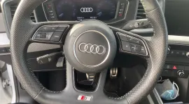Voiture Audi A1 Sportback 30 TFSI S line