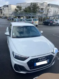 Voiture Audi A1 Sportback 30 TFSI S line