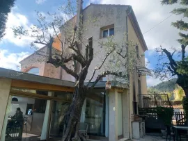 Vente EXCLUSIVITE-Maison T/5 de 140m²  3 niveaux-Piscine