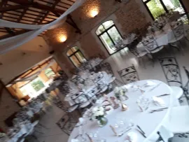 Vente daumaine pour reception