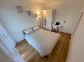 Location Sans frais, chambre lumineuse tout inclus