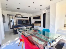 Vente Magnifique villa contemporaine de 300 m²