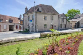 Vente Immeuble de bureaux  loués à La Châtre (36)