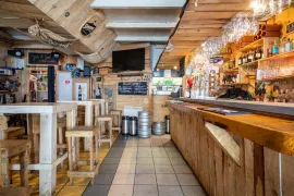 Vente Murs commerciaux loués à Aragnouet (65)
