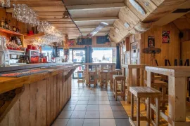 Vente Murs commerciaux loués à Aragnouet (65)