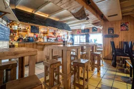 Vente Murs commerciaux loués à Aragnouet (65)
