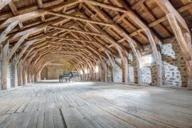 Vente Ancienne ferme de 880 m² au Val d'Arcomie (15)