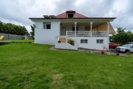 Vente Maison avec piscine - 182 m² - Lamentin Guadeloupe