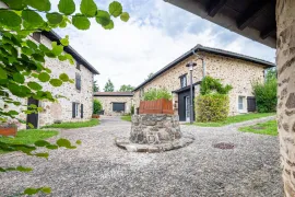 Vente Village 14 gîtes + piscine - 1 791 m² - LESIGNAC