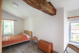 Vente Village 14 gîtes + piscine - 1 791 m² - LESIGNAC