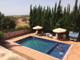 Vente Grande Villa (MAROC) avec piscine à IDA OUGOURD