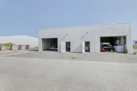Vente Lot  de 2 locaux de 460 m² à Château d'Olonne (85)