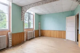 Vente Ancienne caserne à MONDEMENT MONTGIVROUX (51)