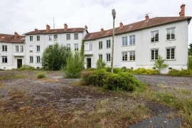 Vente Ancienne caserne à MONDEMENT MONTGIVROUX (51)