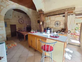 Vente Bien rare et atypique - Maison semi-troglodyte