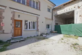 Vente Immeuble de rapport  15 appartements  Romilly (10)
