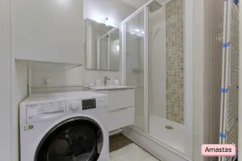 Location Beau T2 rénové et meuble - Premiére location