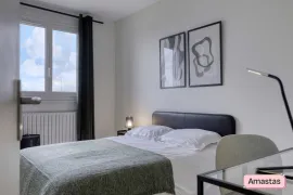 Location Beau T2 rénové et meuble - Premiére location