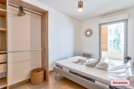 Colocation Marseille 13006 - Lumineuse colocation T4 avec 2 terrasses et proche du Vieux Port