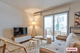 Colocation Marseille 13006 - Lumineuse colocation T4 avec 2 terrasses et proche du Vieux Port