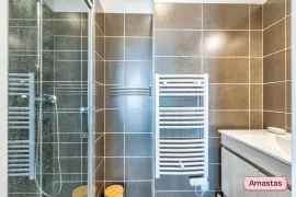 Colocation Marseille 13006 - Lumineuse colocation T4 avec 2 terrasses et proche du Vieux Port