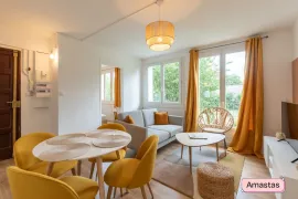 Colocation Deux chambres disponibles dans cette grande colocation de 3 personnes à Lyon -