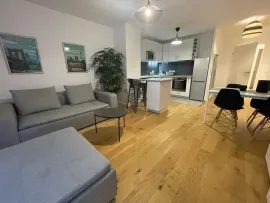 Colocation Appartement en colocation - 1 chambre avec salle d'eau disponible