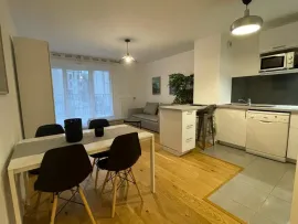Colocation Appartement en colocation - 1 chambre avec salle d'eau disponible