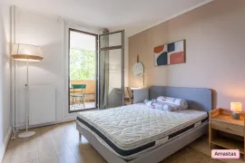 Colocation Colocation de 4 chambres entièrement rénovée avec balcon
