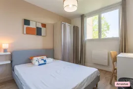 Colocation Colocation de 4 chambres entièrement rénovée avec balcon
