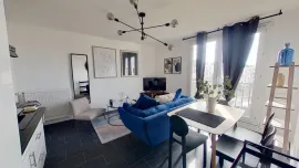 Location Appartement de 2 chambres meublé en très bon état à Valence