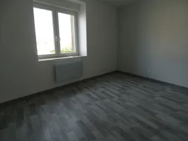 Location Appartement 81m² - Rezonville