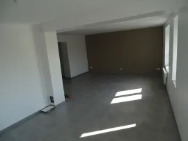 Location Appartement 81m² - Rezonville