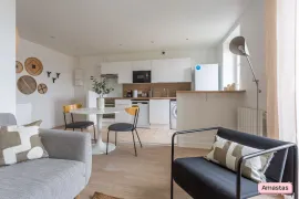 Location T2 refait à neuf et meubé situé à Corbeil-Essonnes