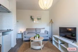 Location Beau studio situé à Corbeil-Essonnes refait à neuf et meublé