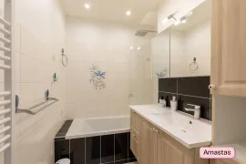 Colocation Colocation rénovée et entièrement meublée avec balcon