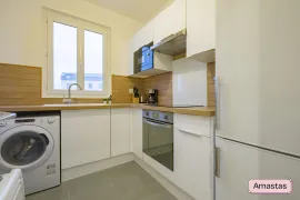 Location BEL APPARTEMENT ENTIEREMENT MEUBLE
