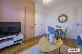 Location BEL APPARTEMENT ENTIEREMENT MEUBLE