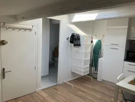 Location TOULON 83000 - Studio lumineux et bien aménagé
