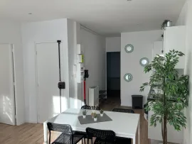 Location Joli T2 Amastas en plein coeur de Toulon