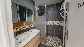 Colocation Appartement lumineux de type F4 meublé à Lyon 8